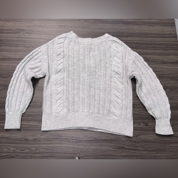 Cupcakes and Cashmere Soft Chunky Knit Cardigan Sweater V-neck Button Up Size M - Picture 7 of 8